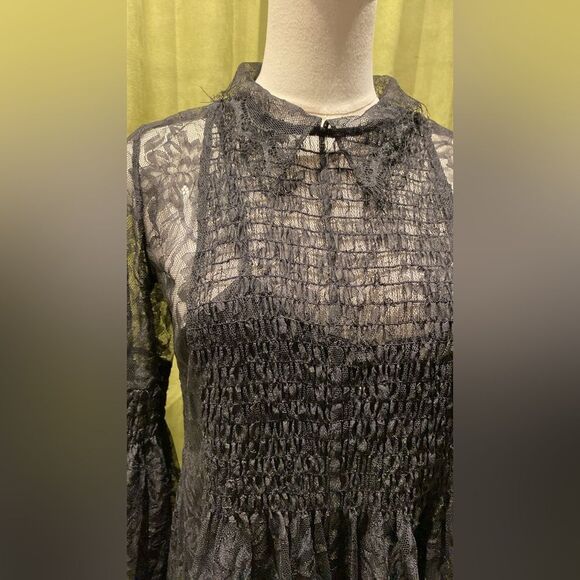 Alice McCall Black Lace romper, US4 - Picture 2 of 11